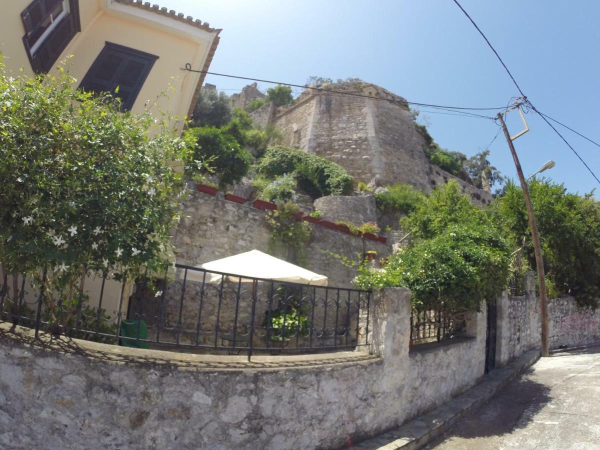 Magic Yard House At Nafplio Apartment ภายนอก รูปภาพ